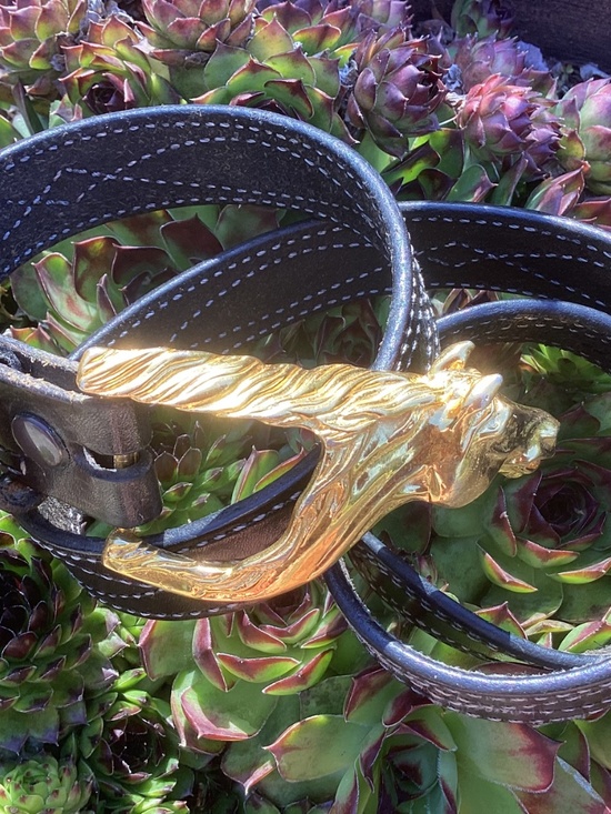 Vintage Artisan Gold Tone Slip Through Expressive Horse Head Belt Buckle Belt main image 11
